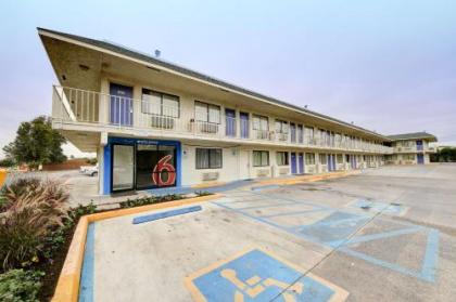 Phone Numbers For Motel 6 In San Marcos, Tx